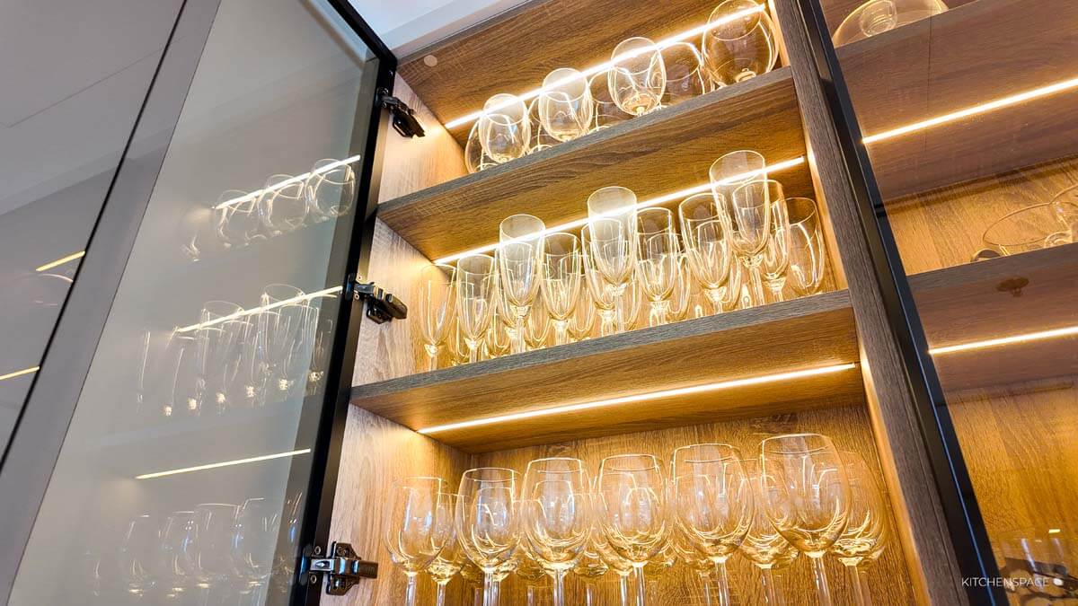 Minimalist Marble Kitchen